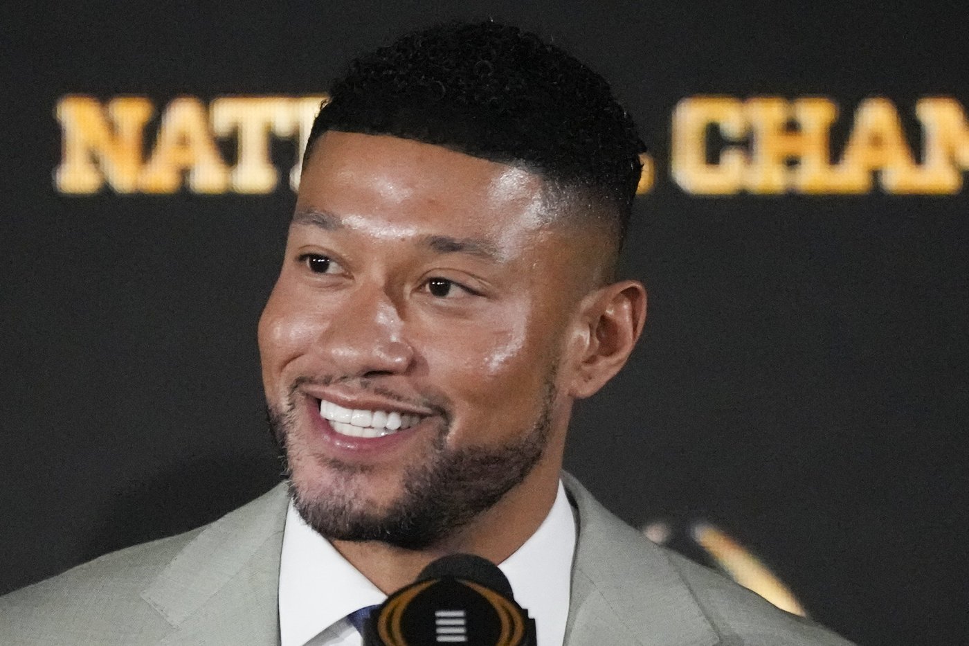 Notre Dame's Marcus Freeman seeks breakthrough for Black coaches on an historic day in America | iNFOnews.ca Notre Dame's Marcus Freeman seeks breakthrough for Black coaches on an historic day in America | iNFOnews.ca