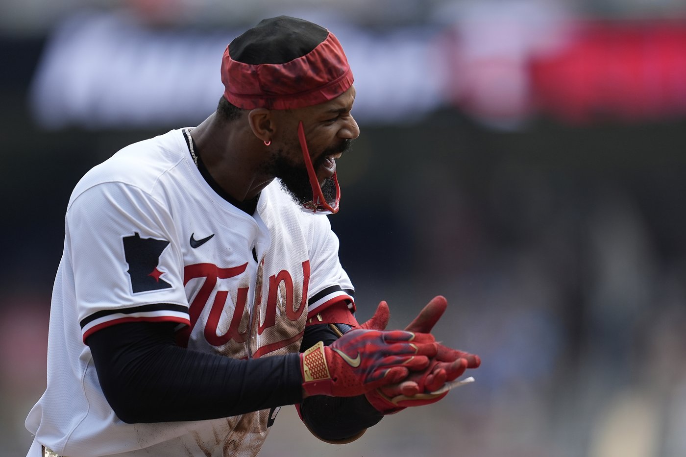 Twins' Byron Buxton hits for the cycle, the first at Target Field since the ballpark opened in 2010 | iNFOnews.ca