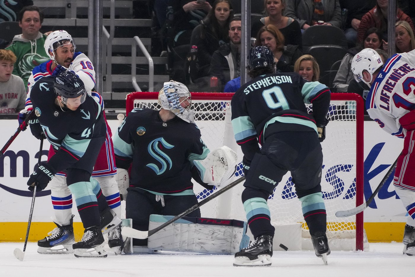 Jonathan Quick earns the shutout in Rangers’ 2-0 win against Kraken | iNFOnews.ca