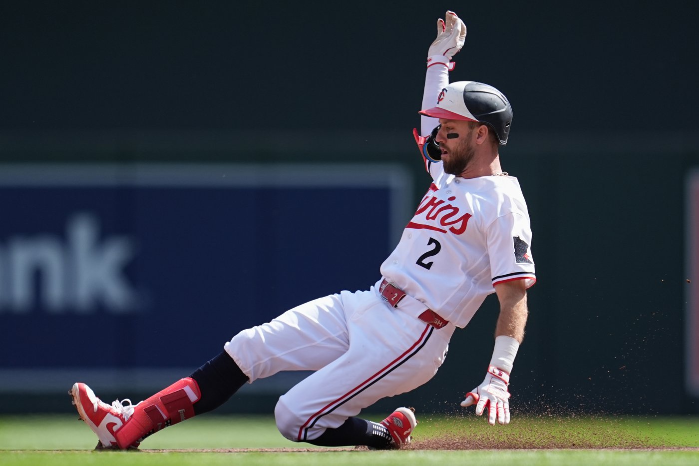 Twins top Yankees 5-4 in 13 innings on Caratini's single after Judge leaves early with leg tightness | iNFOnews.ca Twins top Yankees 5-4 in 13 innings on Caratini's single after Judge leaves early with leg tightness | iNFOnews.ca