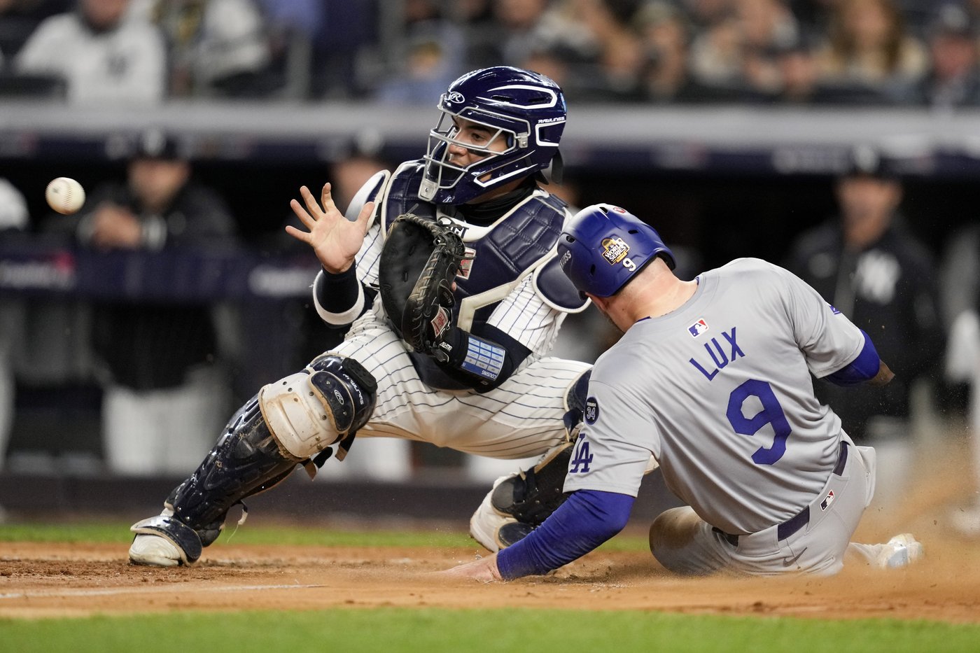 Freeman, Buehler lead Dodgers past slumping Yankees 4-2, take 3-0 lead in World Series | iNFOnews.ca Freeman, Buehler lead Dodgers past slumping Yankees 4-2, take 3-0 lead in World Series | iNFOnews.ca