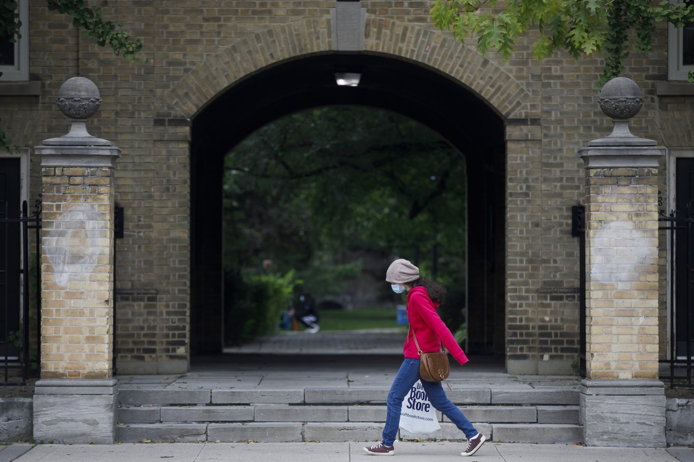 U of T emergency fund offers 'lifeline' to researchers facing U.S. funding cuts | iNFOnews.ca U of T emergency fund offers 'lifeline' to researchers facing U.S. funding cuts | iNFOnews.ca