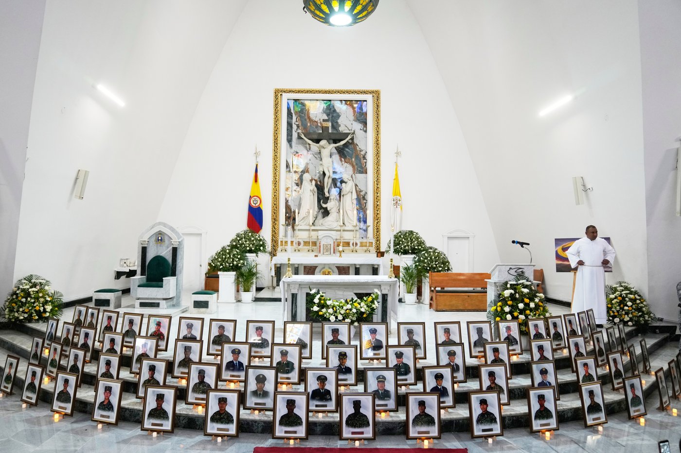 Colombia holds ceremony for 69 killed in military plane crash | iNFOnews.ca Colombia holds ceremony for 69 killed in military plane crash | iNFOnews.ca