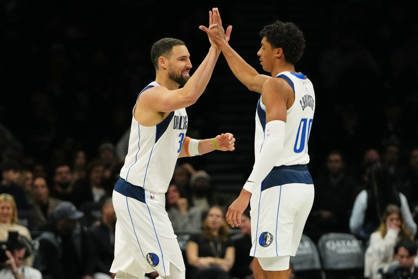 Mavericks beat the Nets 123-114 after both teams arrive on game day because of the blizzard | iNFOnews.ca