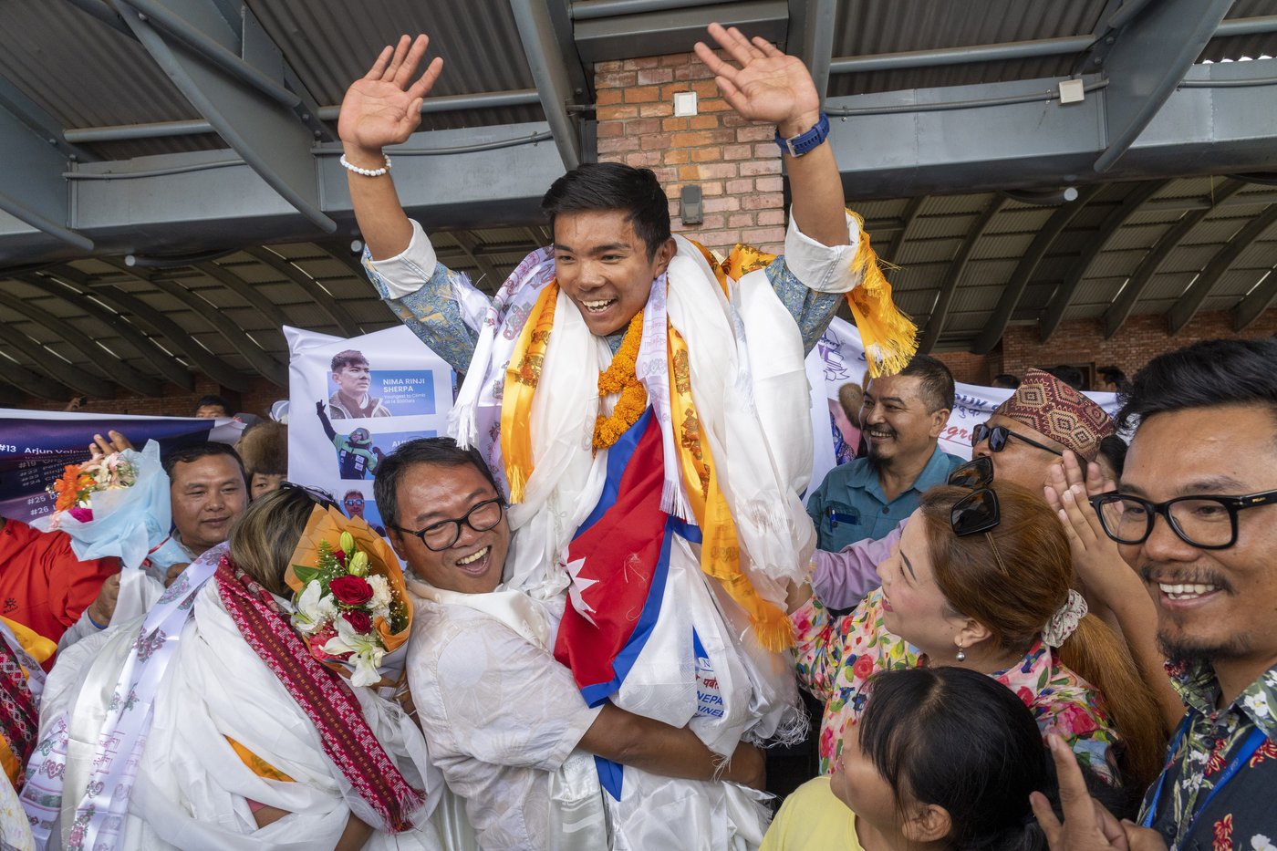A record-setting teen climber returns home to Nepal to a hero's welcome | iNFOnews.ca