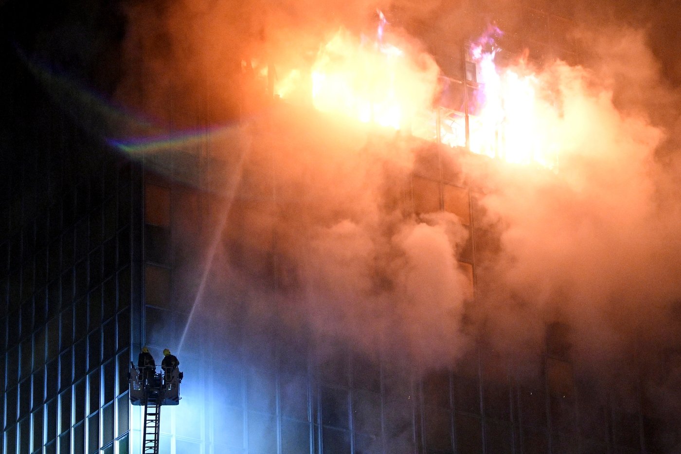 Huge fire in the Croatian capital destroys landmark tower | iNFOnews.ca Huge fire in the Croatian capital destroys landmark tower | iNFOnews.ca