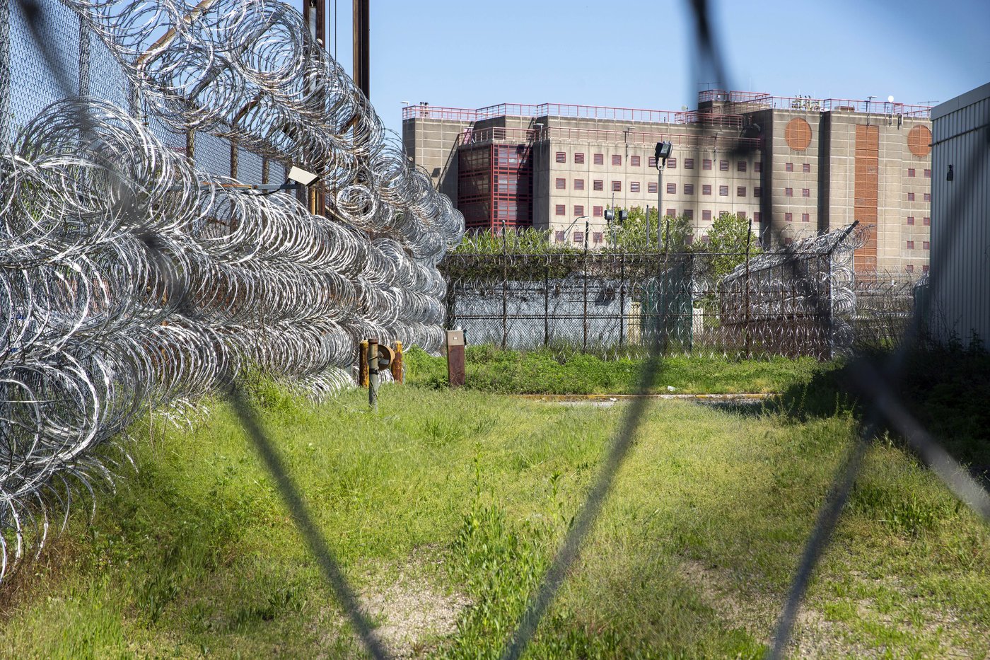 Judge strips NYC of full authority over Rikers Island, citing 'unprecedented' violence | iNFOnews.ca Judge strips NYC of full authority over Rikers Island, citing 'unprecedented' violence | iNFOnews.ca