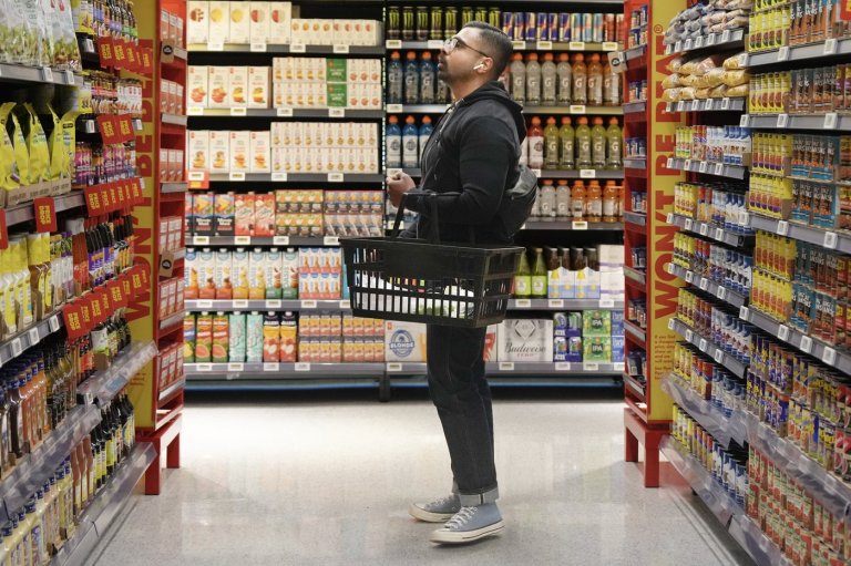 Inflation rises to 2.4% in December in ‘tax holiday’ rebound: StatCan | iNFOnews.ca