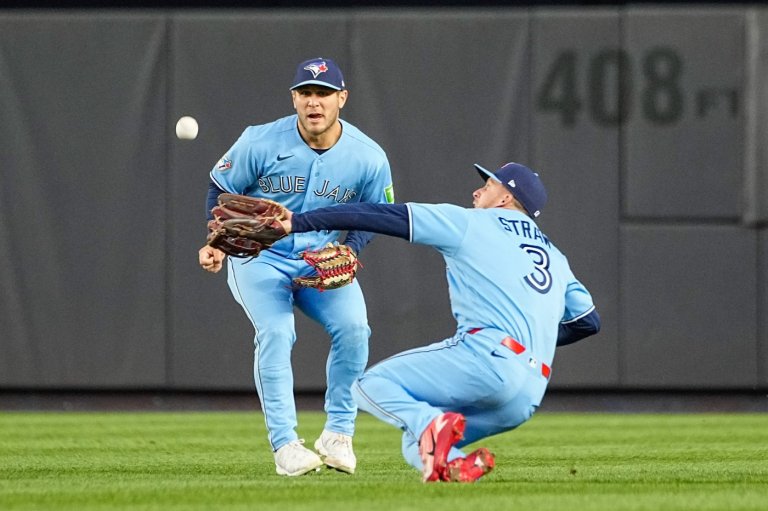 George Springer homers and Blue Jays hold Yankees to 3 hits, winning 2-0 for 4-game split | iNFOnews.ca