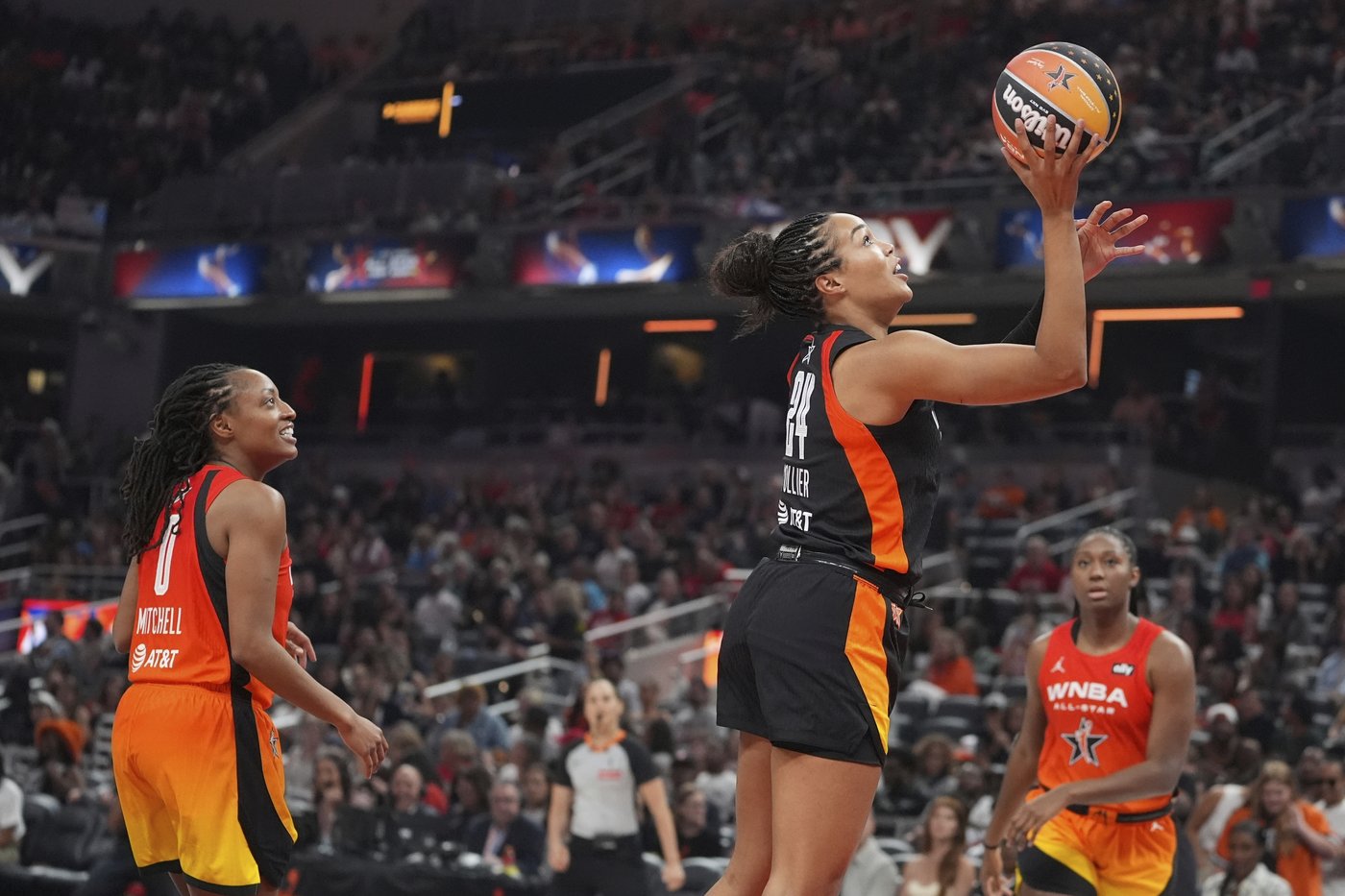 Napheesa Collier caps busy weekend with All-Star Game MVP Award in win over Team Clark | iNFOnews.ca