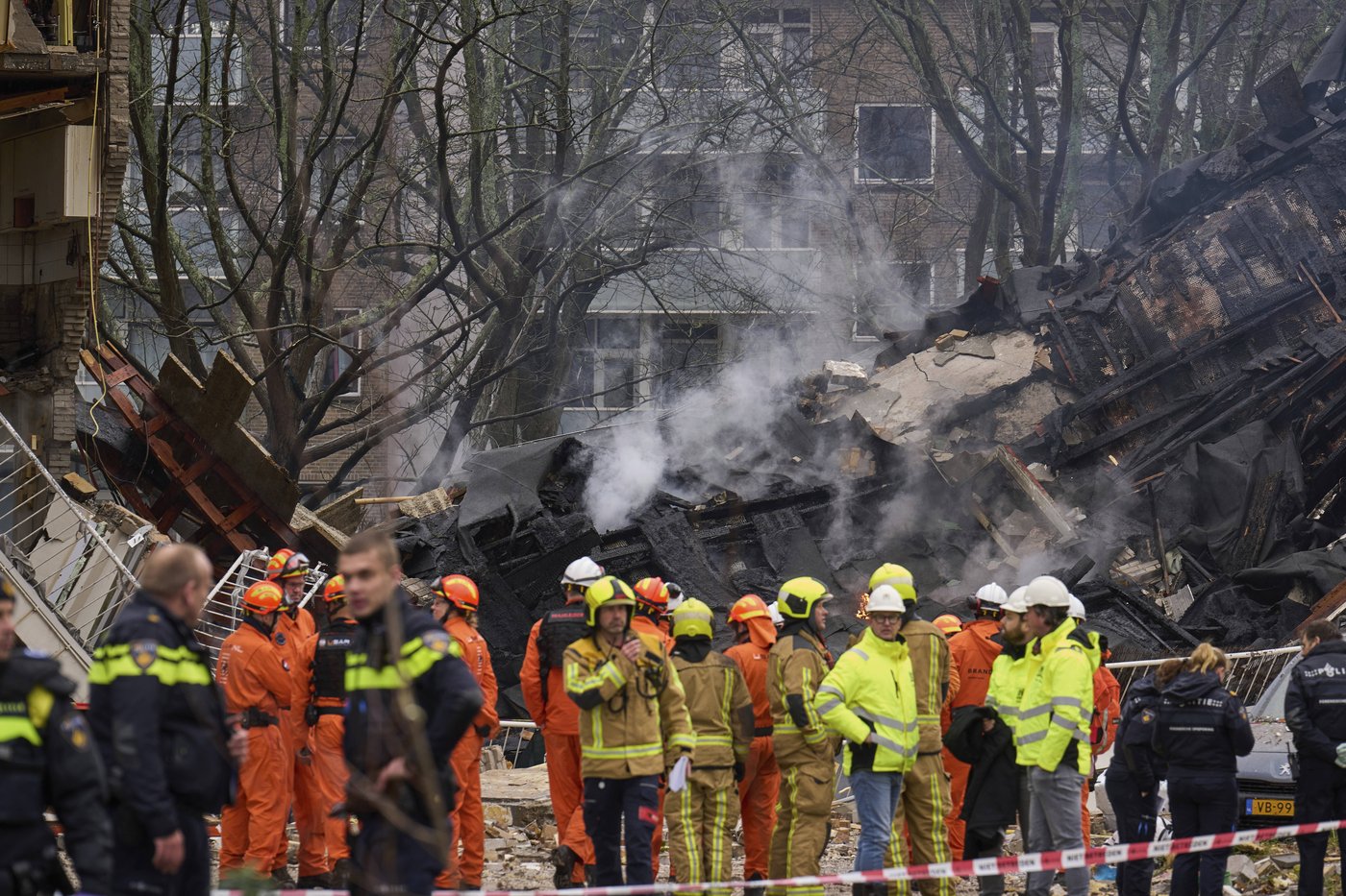 An explosion destroys an apartment block in a Dutch city, killing at least 3 and injuring others | iNFOnews.ca An explosion destroys an apartment block in a Dutch city, killing at least 3 and injuring others | iNFOnews.ca