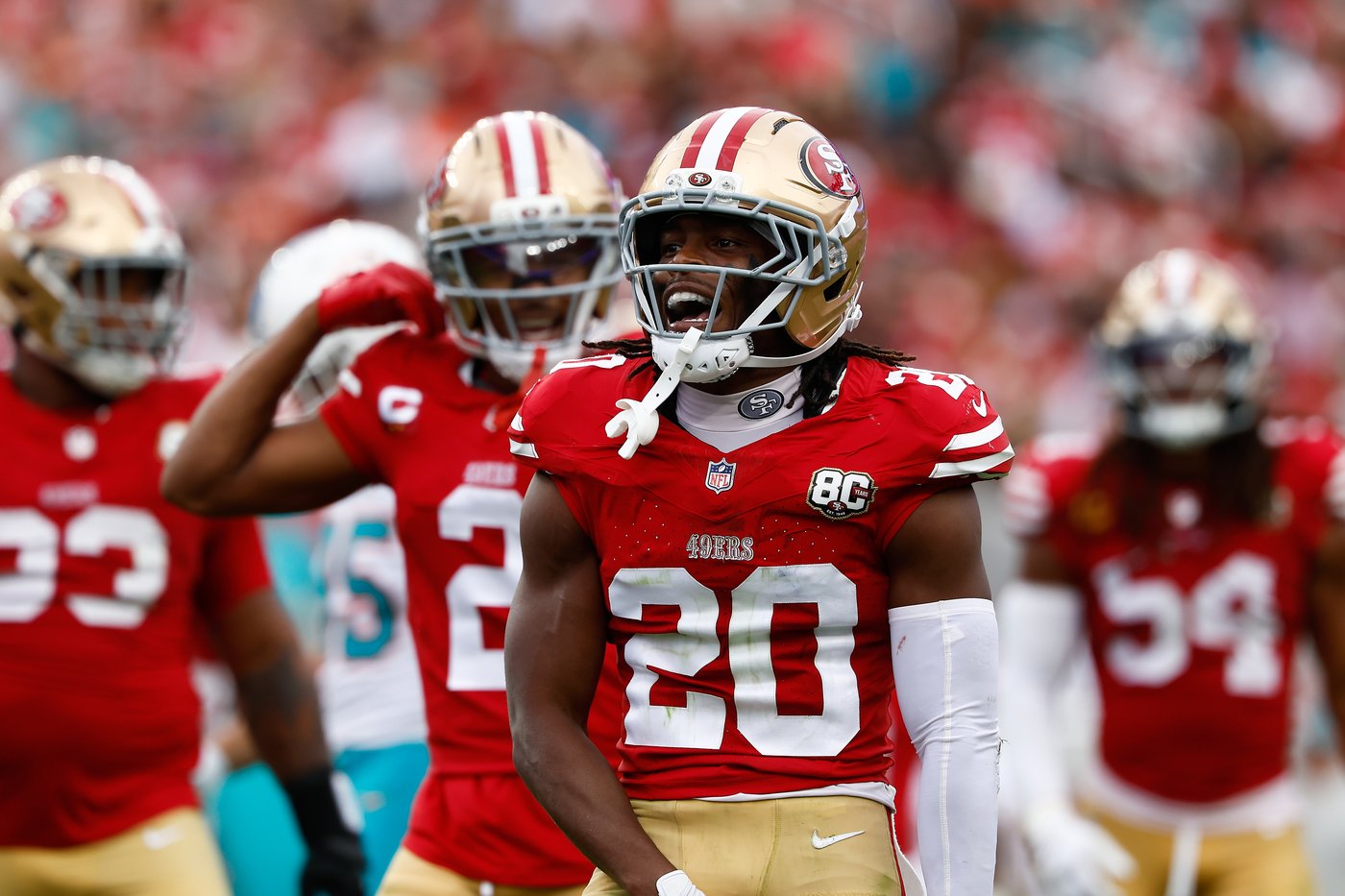 49ers score TDs on 1st 5 drives to beat the Dolphins 35-13 | iNFOnews.ca