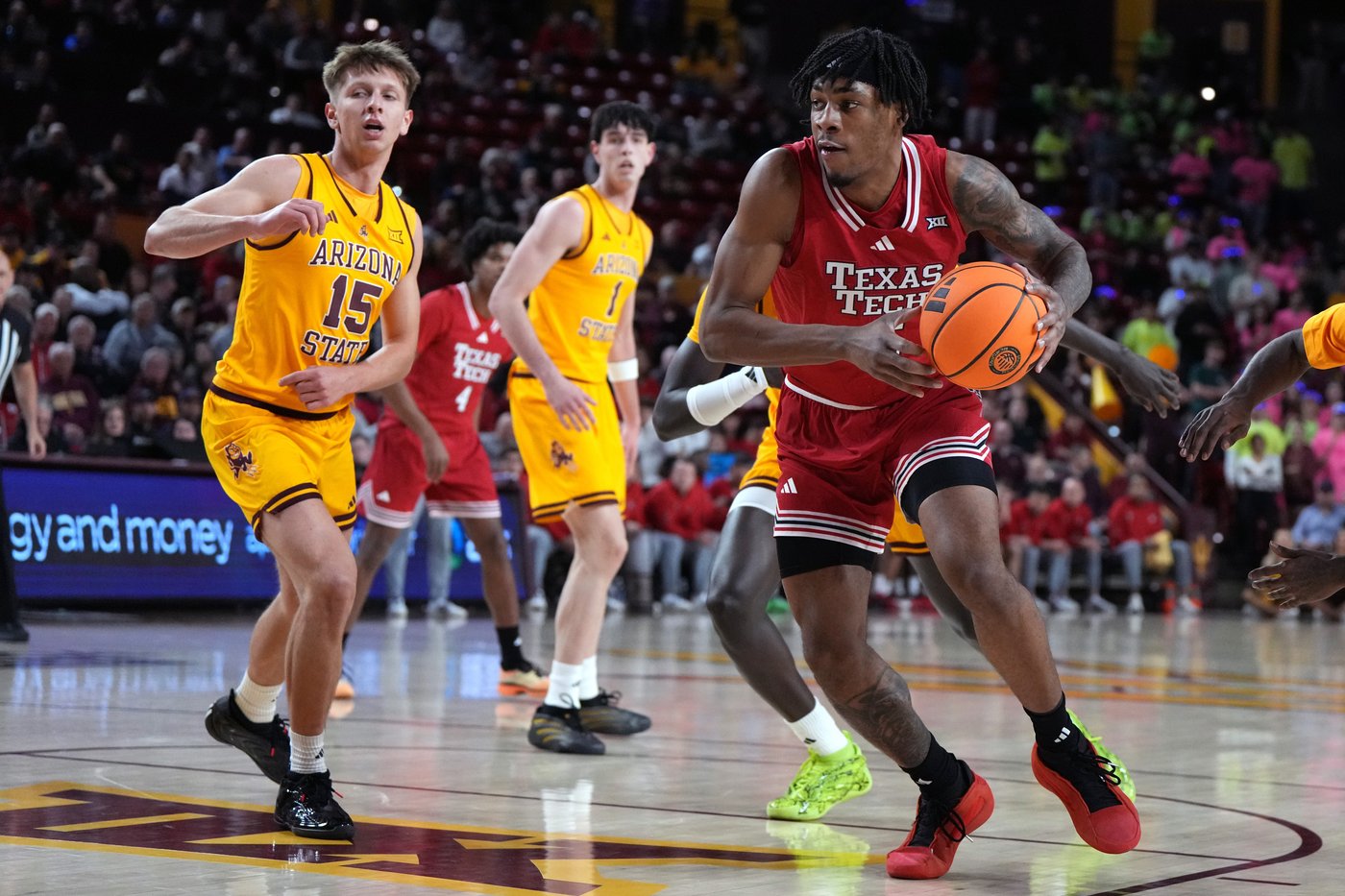 Texas Tech standout JT Toppin will miss the rest of the season with a torn ACL in his right knee | iNFOnews.ca