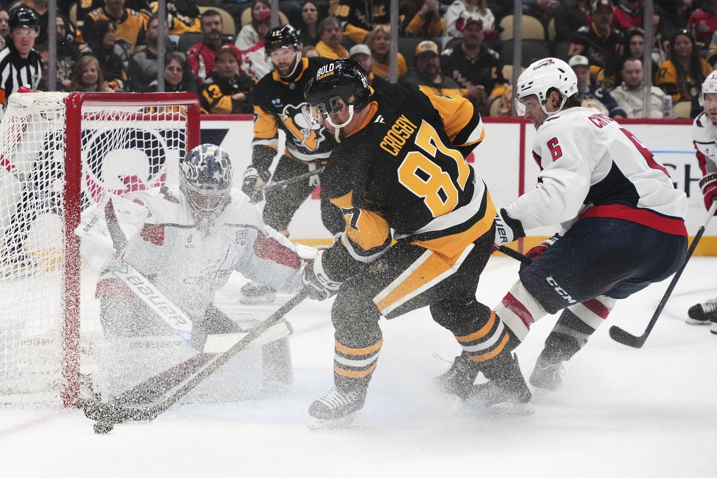 Crosby and MacKinnon back together for Canada at the ice hockey worlds after 10 years | iNFOnews.ca Crosby and MacKinnon back together for Canada at the ice hockey worlds after 10 years | iNFOnews.ca