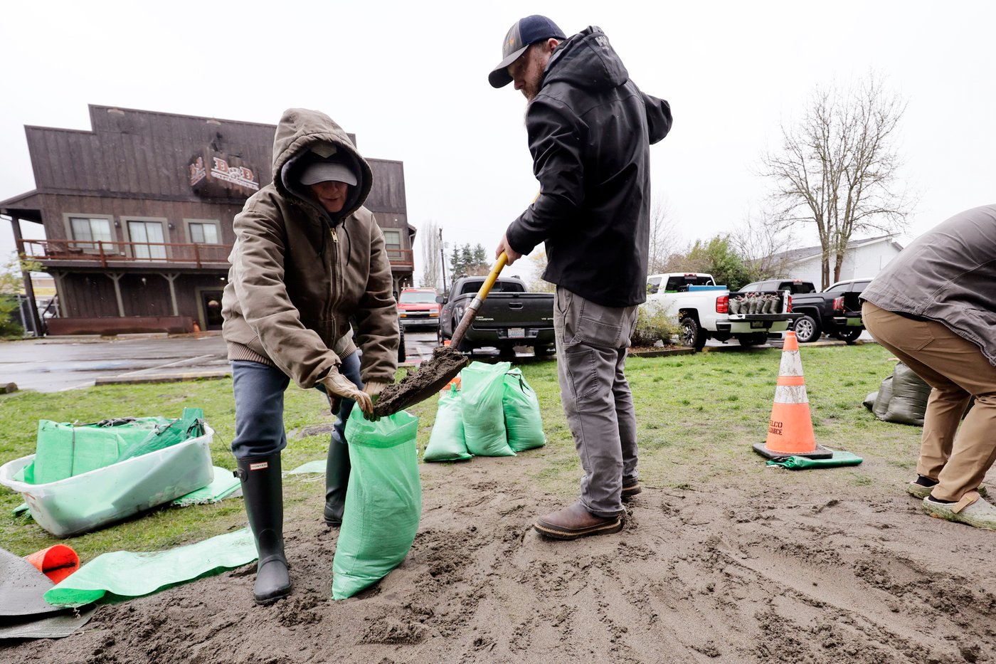 Blend of unusual weather conditions brings trillions of gallons in persistent rain to the Northwest | iNFOnews.ca
