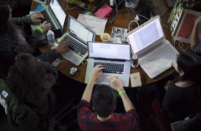 Artificial intelligence threatening to push young people out of entry-level jobs | iNFOnews.ca