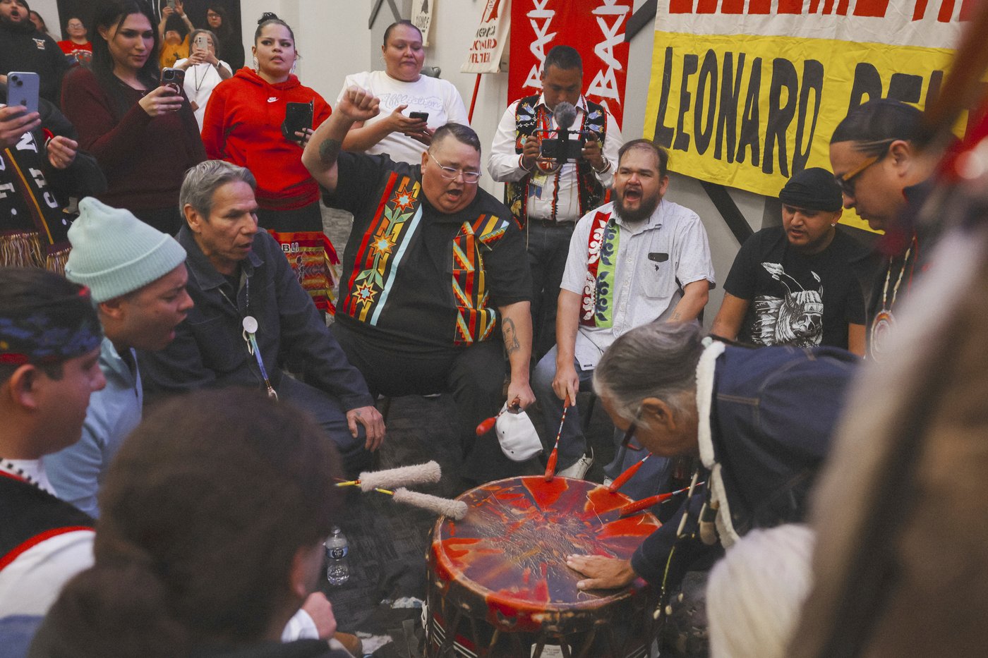 Native American activist Leonard Peltier, freed from prison, is welcomed on North Dakota reservation | iNFOnews.ca Native American activist Leonard Peltier, freed from prison, is welcomed on North Dakota reservation | iNFOnews.ca