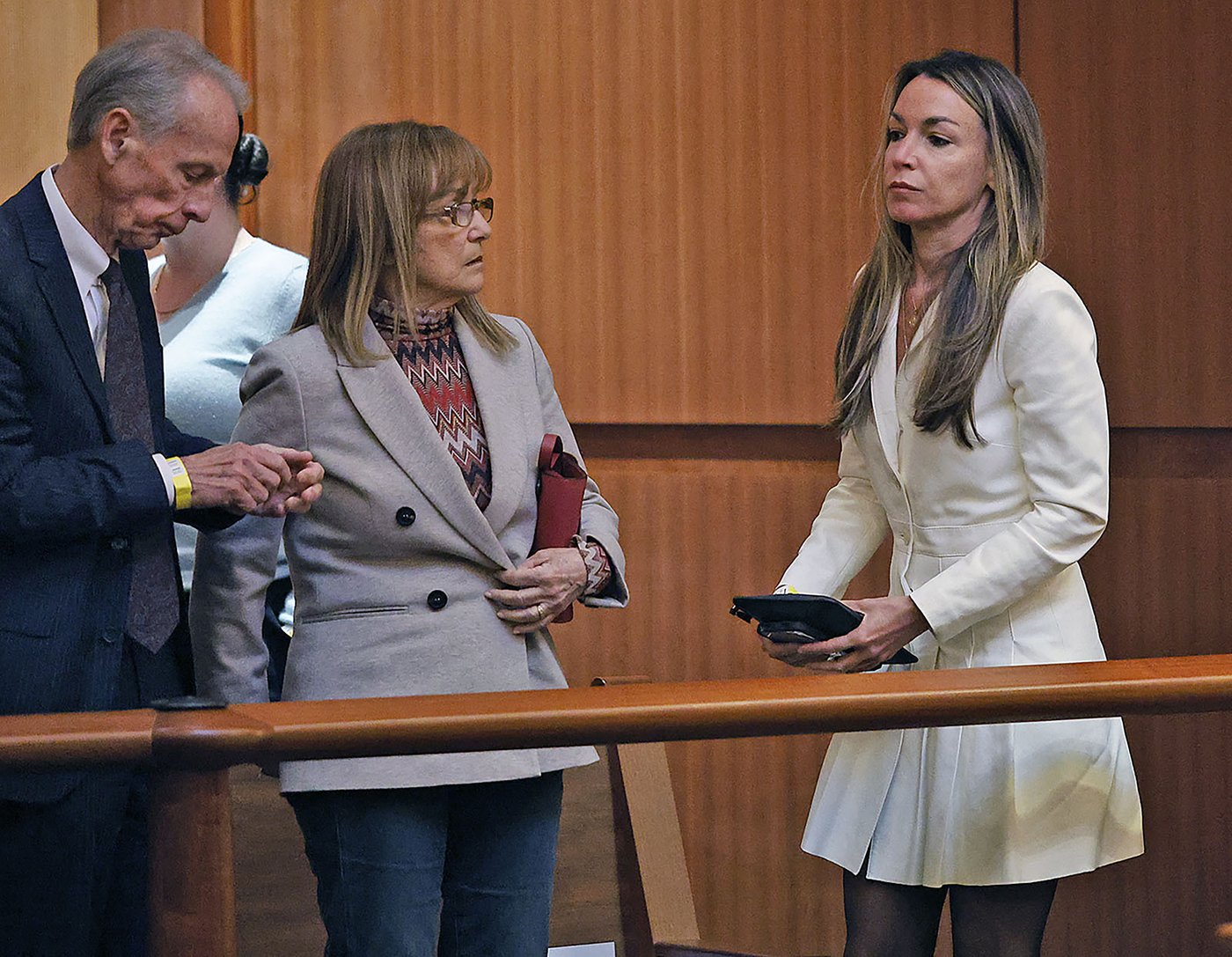 Highest court in Massachusetts hears arguments in Karen Read's bid to dismiss murder charge | iNFOnews.ca