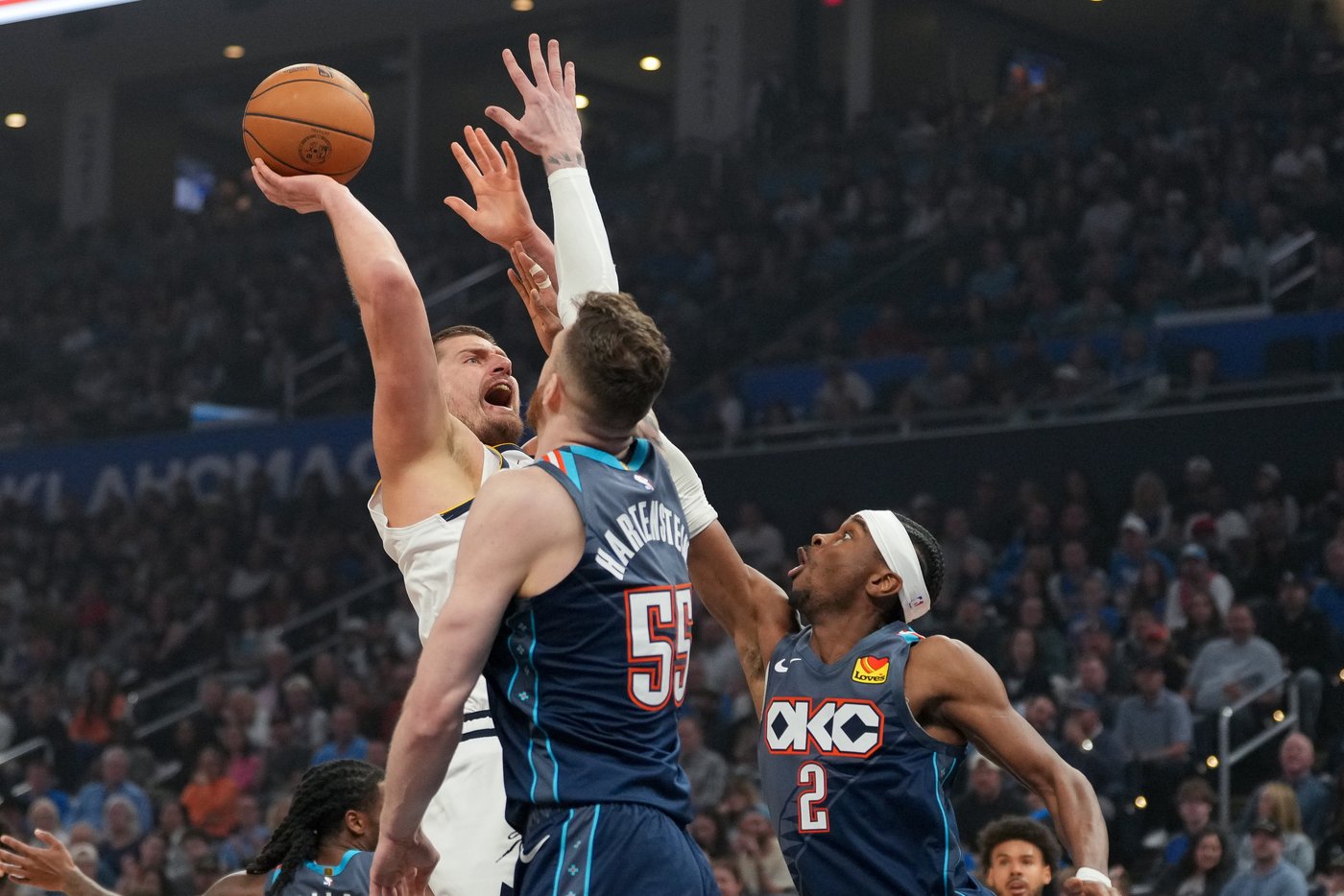 Tempers flare between Nuggets and Thunder as Dort is ejected after fouling Jokic | iNFOnews.ca