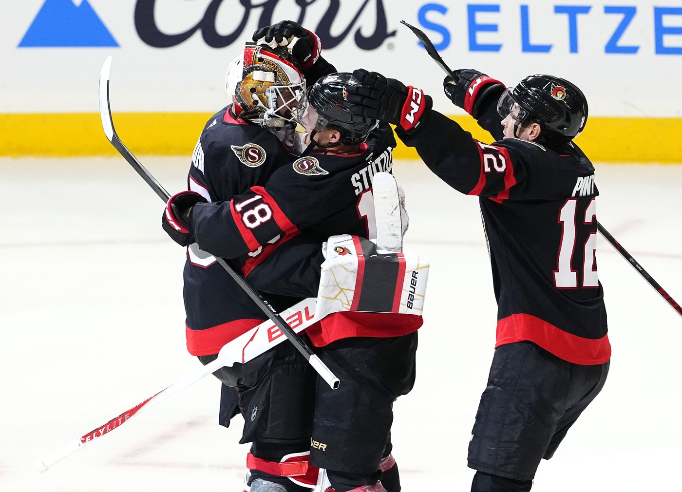 Senators reaping reward of Ullmark's impressive play to start season | iNFOnews.ca