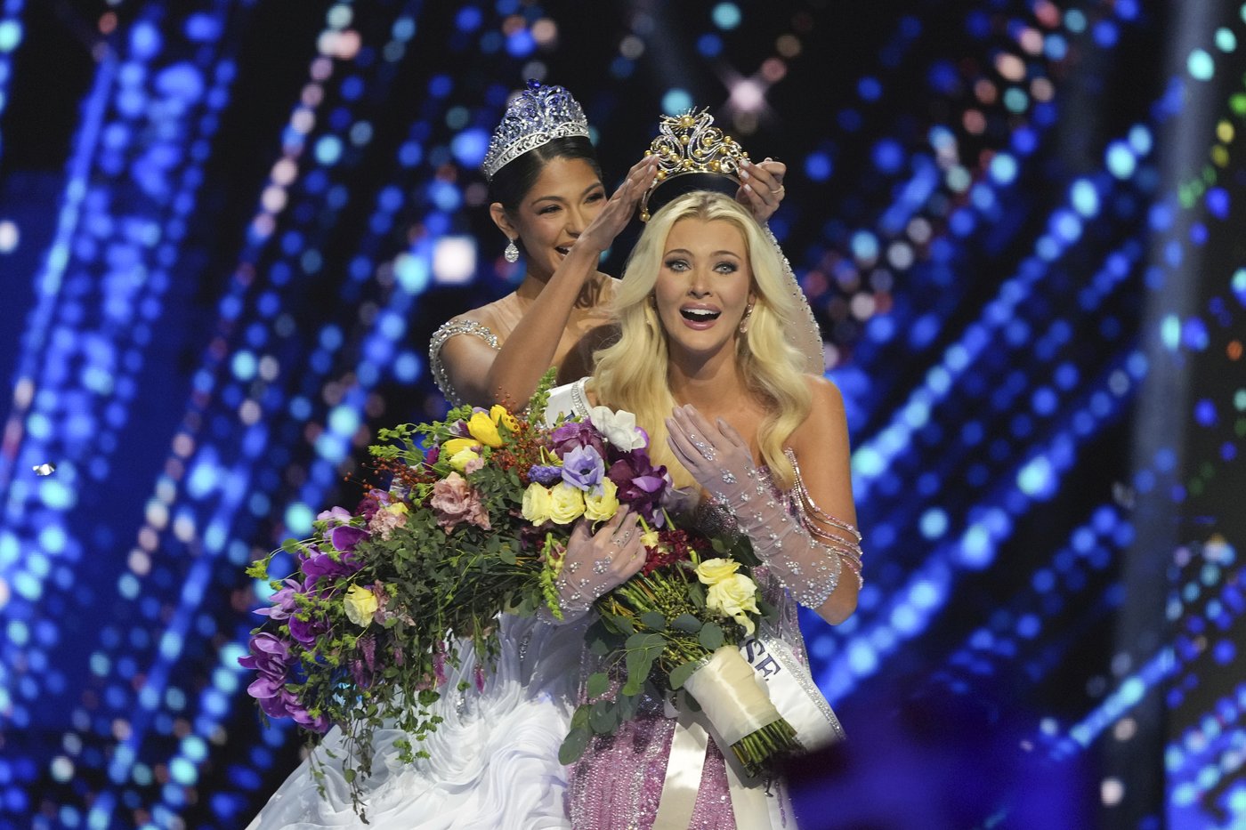 Victoria Kjær Theilvig of Denmark is crowned the 73rd Miss Universe | iNFOnews.ca