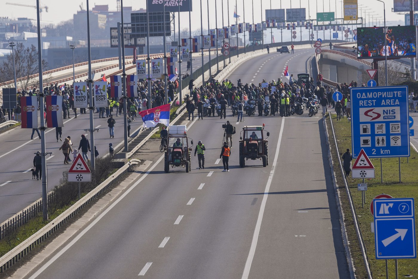 Serbian protesters block key bridge, roads to mark 100 days since deadly canopy collapse | iNFOnews.ca Serbian protesters block key bridge, roads to mark 100 days since deadly canopy collapse | iNFOnews.ca