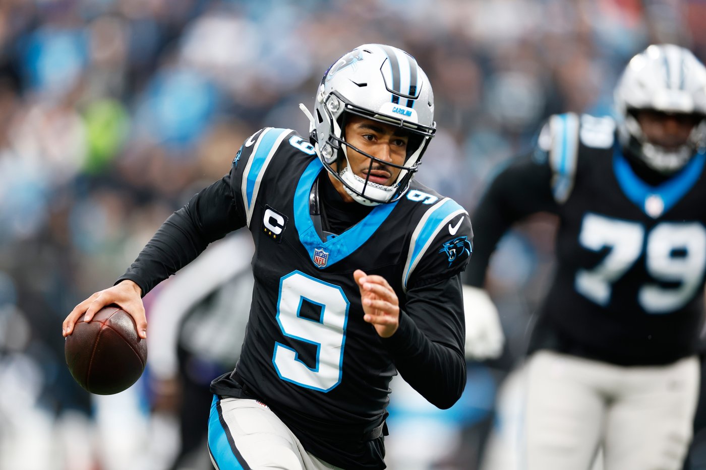 Young throws 3 TDs, Panthers turn over Stafford 3 times to end Rams' 6-game win streak, 31-28 | iNFOnews.ca
