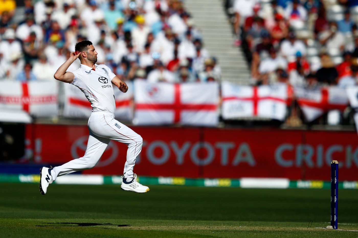 Mark Wood retires from international cricket with England after 2 World Cup wins and 4 Ashes series | iNFOnews.ca