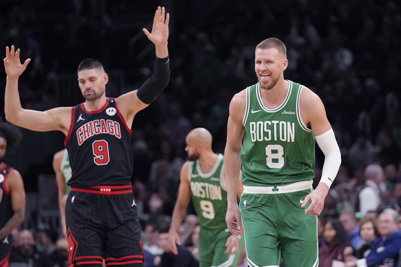 Kristaps Porzingis finishes with 34 points, carrying Celtics over Bulls 122-100 | iNFOnews.ca