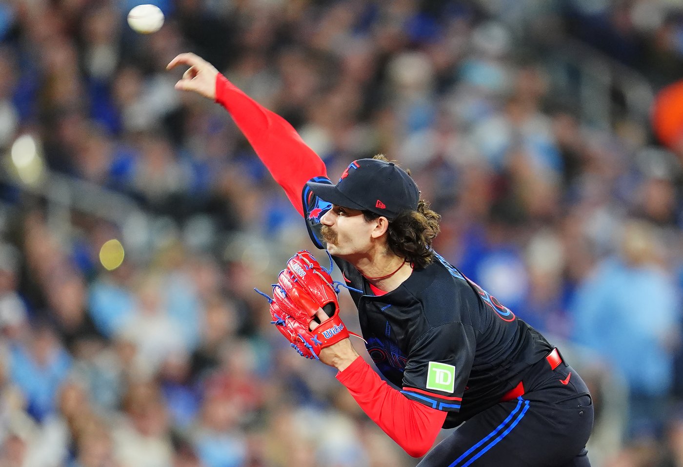 Cease shines as Blue Jays blank Angels 2-0 to end four-game losing streak | iNFOnews.ca
