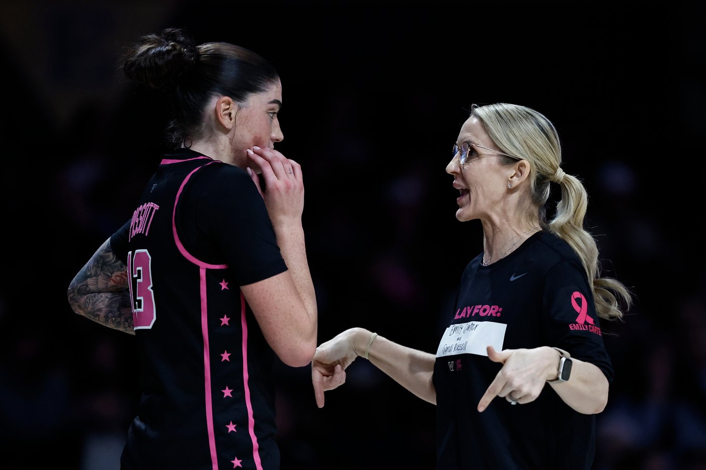 NCAA women's committee’s 1st top 16 reveal: UConn, UCLA, South Carolina, Vanderbilt are No. 1s | iNFOnews.ca NCAA women's committee’s 1st top 16 reveal: UConn, UCLA, South Carolina, Vanderbilt are No. 1s | iNFOnews.ca