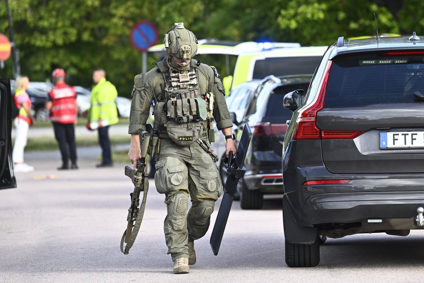 An 18-year-old with a sword attacks a school in Sweden, leaving 1 dead and 2 injured | iNFOnews.ca An 18-year-old with a sword attacks a school in Sweden, leaving 1 dead and 2 injured | iNFOnews.ca