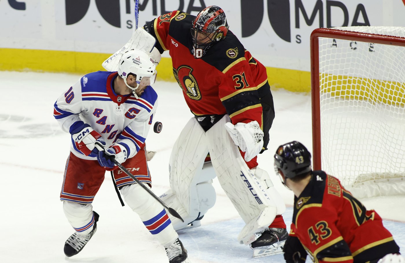 Senators chalk up gritty 7-4 win over Rangers to maturity, systems | iNFOnews.ca