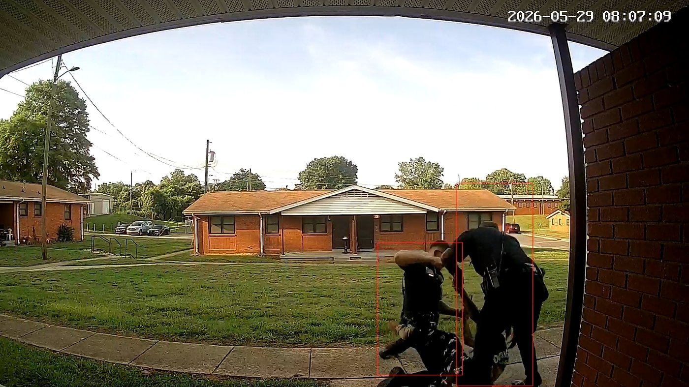 Former North Carolina officer charged in beating caught on doorbell camera video | iNFOnews.ca