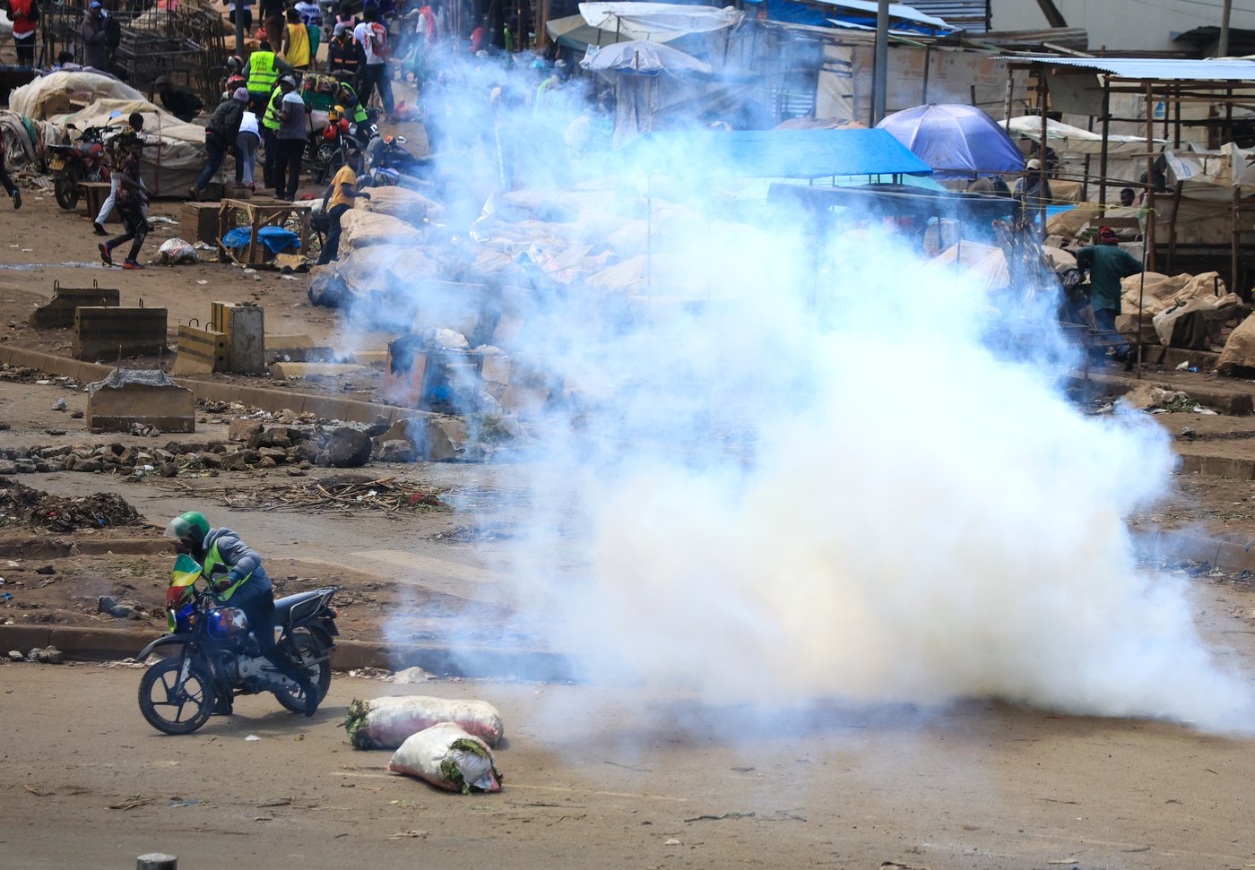 Rising fuel prices trigger protests in Kenya, in photos | iNFOnews.ca