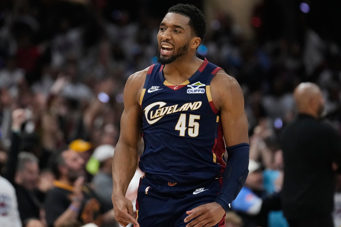 Donovan Mitchell agrees to 4-year, $273 million extension with Cavaliers, AP source says | iNFOnews.ca