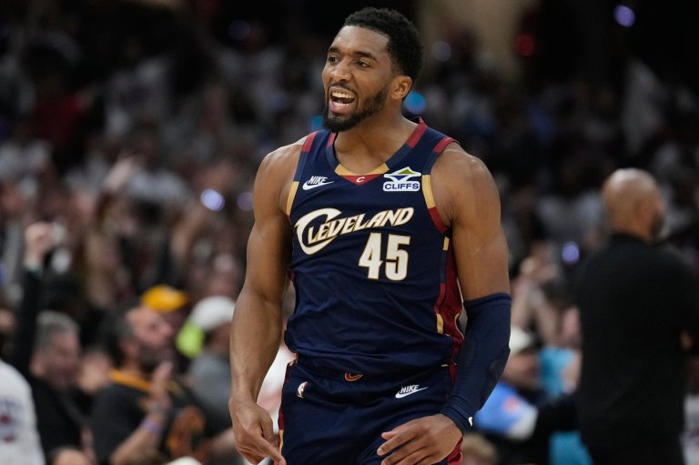 Donovan Mitchell agrees to 4-year, $273 million extension with Cavaliers, AP source says | iNFOnews.ca