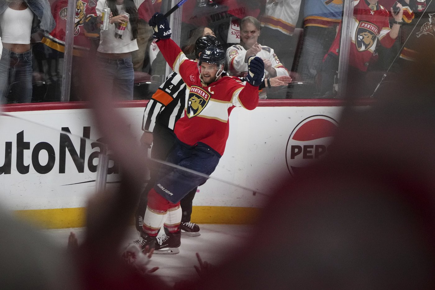 Panthers score five third-period goals to blow past Hurricanes 6-2, one win away from another Cup final | iNFOnews.ca