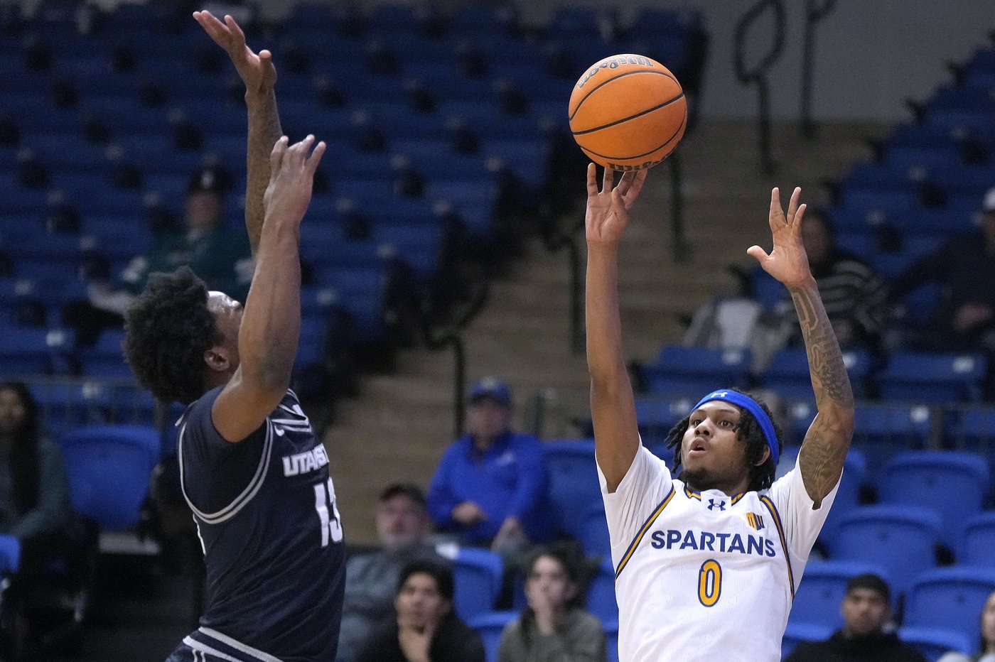 Mason Falslev scores 17 points to help No. 25 Utah State beat San Jose State 85-78 | iNFOnews.ca Mason Falslev scores 17 points to help No. 25 Utah State beat San Jose State 85-78 | iNFOnews.ca