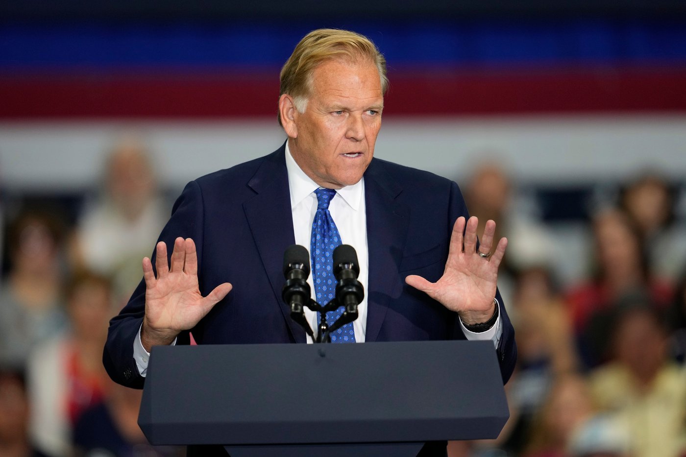 Macho, macho men? Democrats talk masculinity on campaign trail after years of Trump's bravado | iNFOnews.ca