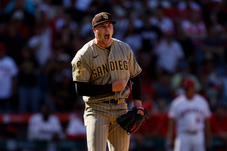 Mason Miller closes combined 2-hitter to extend his scoreless streak as Padres edge Angels 2-1 | iNFOnews.ca