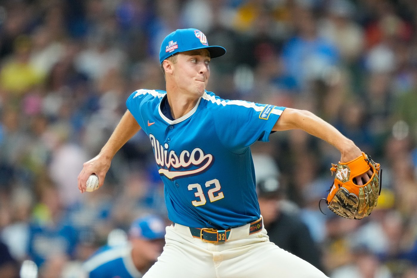Braves' Sale says Brewers' Misiorowski has 'probably the most impressive fastball I've ever seen' | iNFOnews.ca