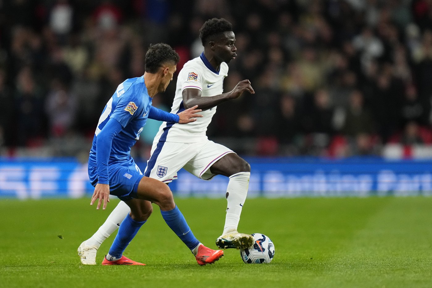 Saka leaves England match with leg injury in potential blow to Arsenal | iNFOnews.ca Saka leaves England match with leg injury in potential blow to Arsenal | iNFOnews.ca