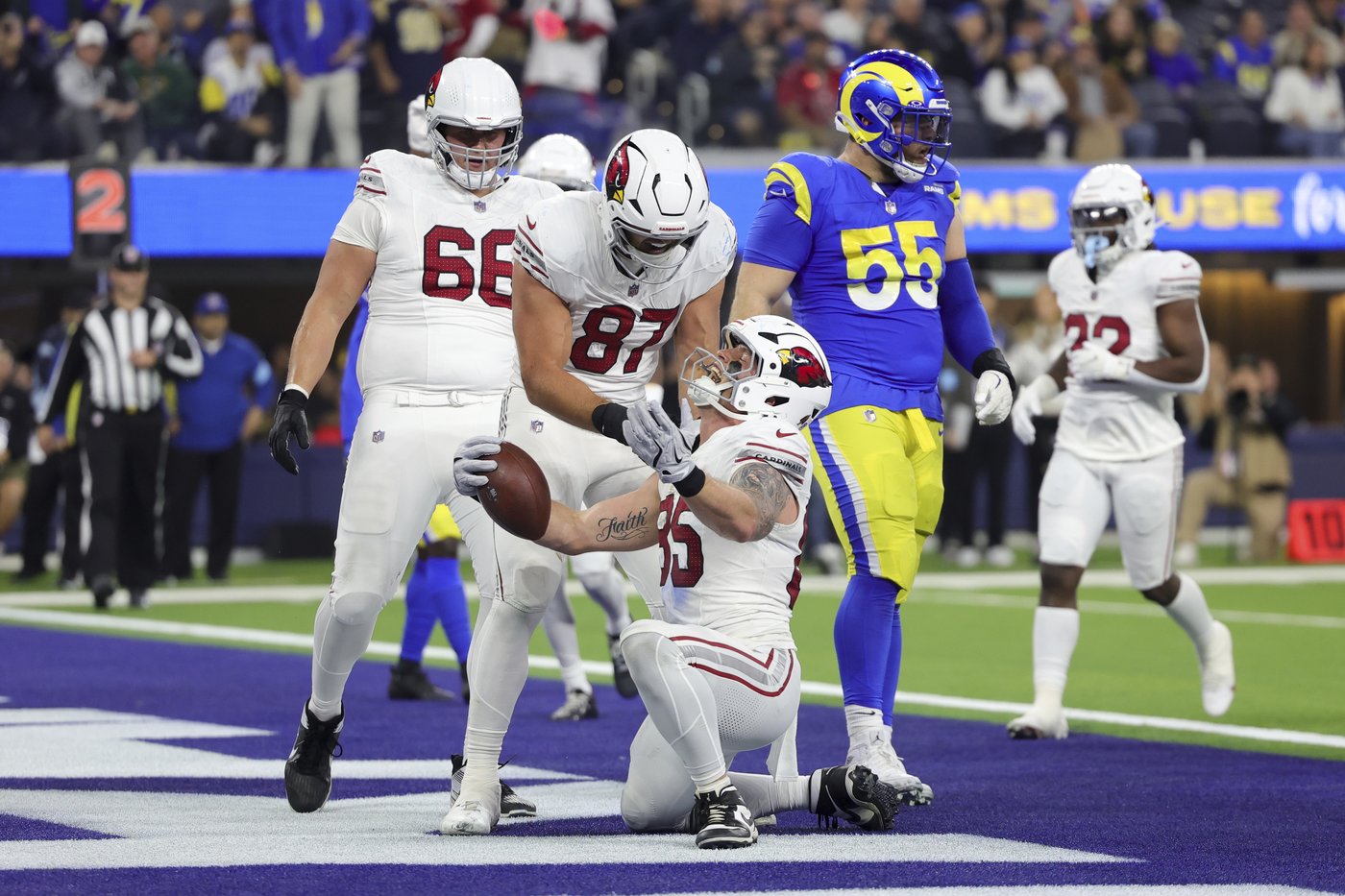 Cardinals' Trey McBride reaches milestones, but deflection off helmet leads to loss | iNFOnews.ca