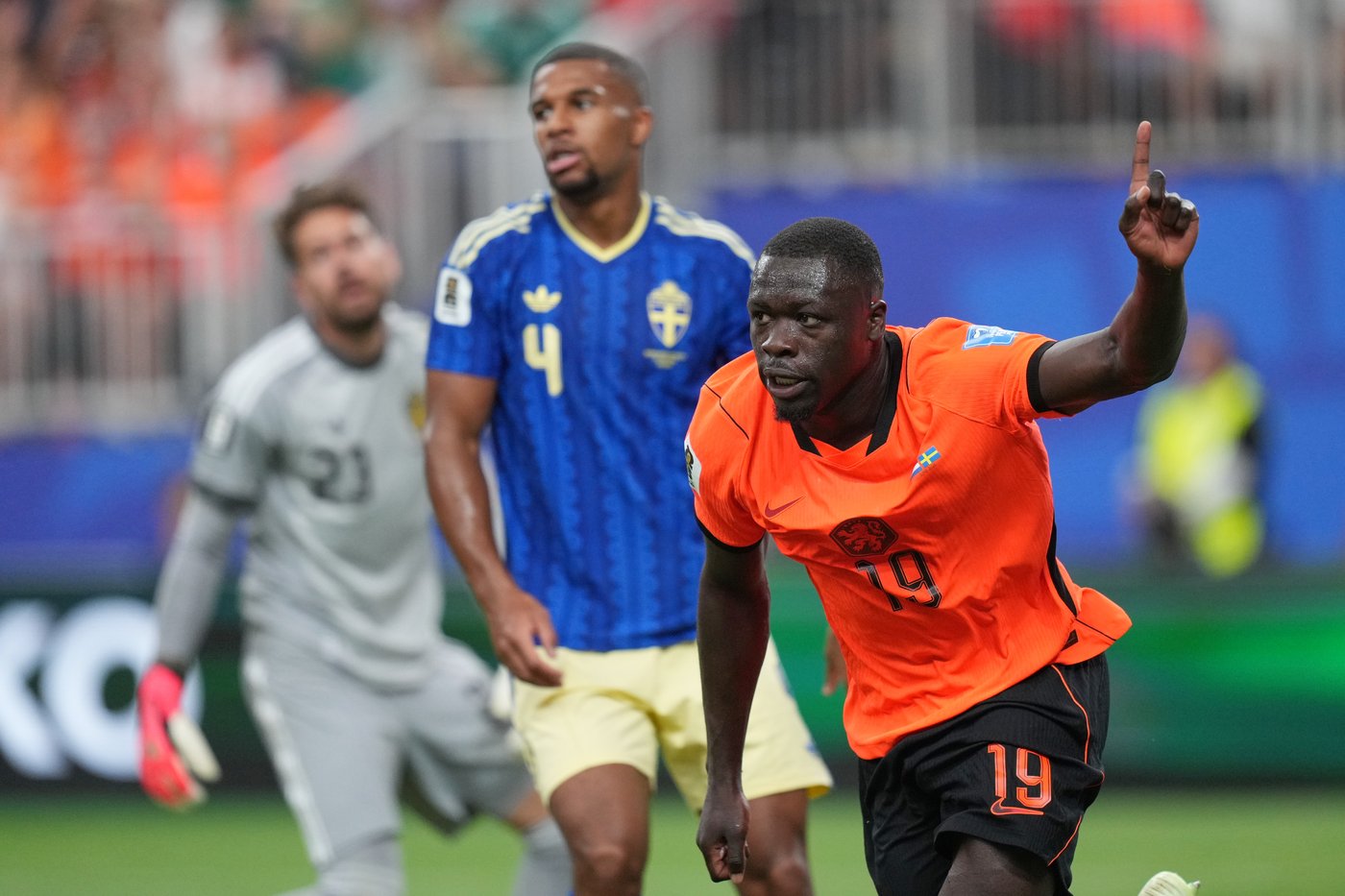 Netherlands and Sweden face off in Houston and other World Cup Day 10 highlights, in photos | iNFOnews.ca