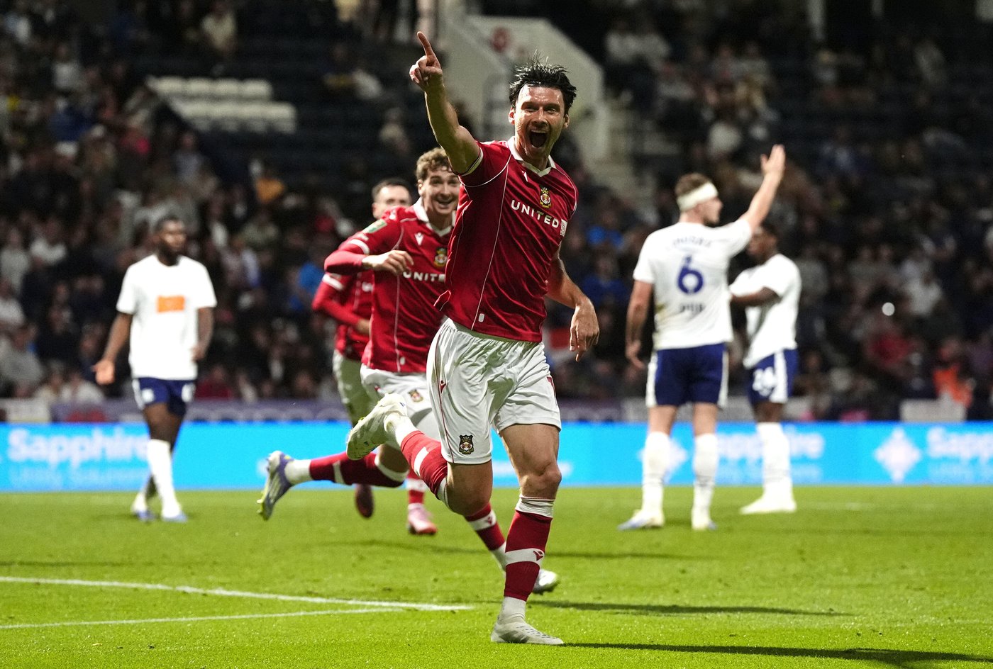Bowen apologizes after attempting to confront West Ham fans after loss in English League Cup | iNFOnews.ca Bowen apologizes after attempting to confront West Ham fans after loss in English League Cup | iNFOnews.ca