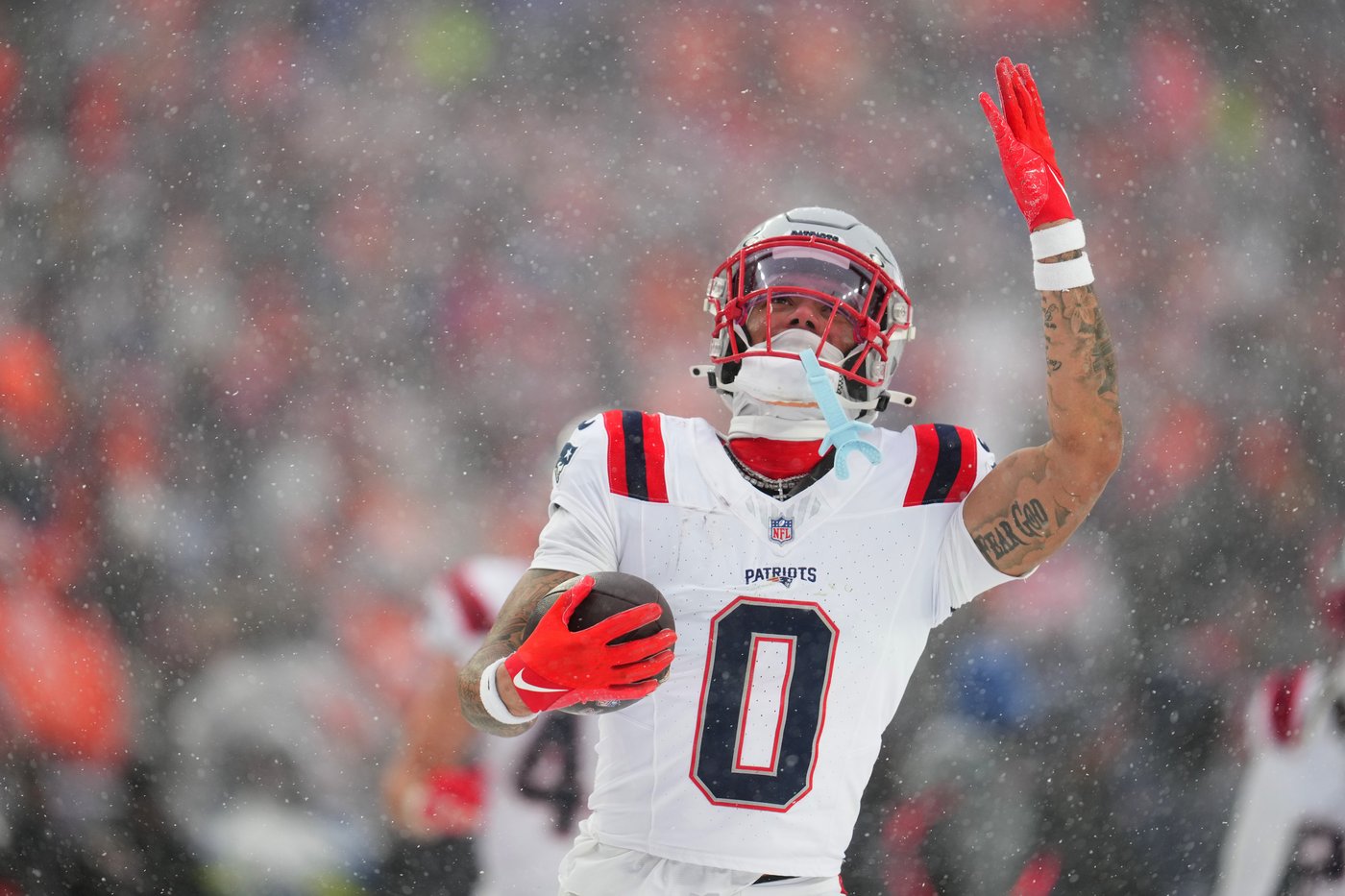 Patriots punch ticket to 12th Super Bowl with gritty 10-7 win over Broncos in snowy Denver | iNFOnews.ca Patriots punch ticket to 12th Super Bowl with gritty 10-7 win over Broncos in snowy Denver | iNFOnews.ca