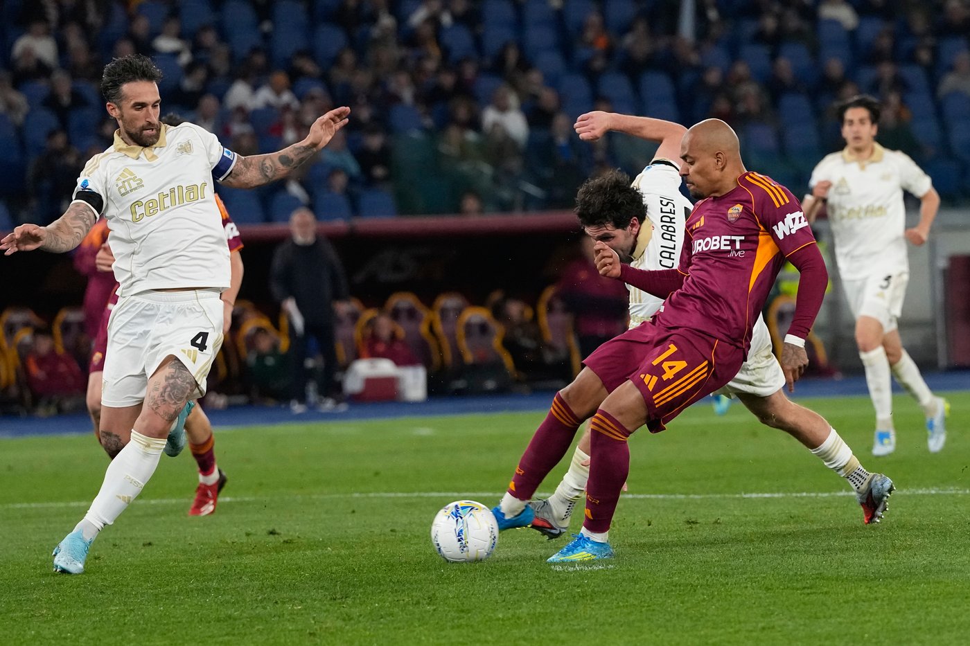 Malen hat trick gives Roma comfortable win over Serie A struggler Pisa | iNFOnews.ca Malen hat trick gives Roma comfortable win over Serie A struggler Pisa | iNFOnews.ca