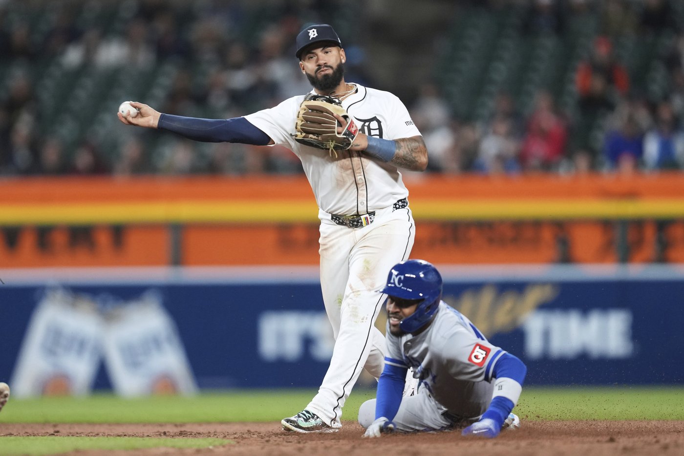 Riley Greene sheds slump with 3 hits, 2 RBIs as Tigers send Royals to their 4th straight loss, 6-1 | iNFOnews.ca Riley Greene sheds slump with 3 hits, 2 RBIs as Tigers send Royals to their 4th straight loss, 6-1 | iNFOnews.ca