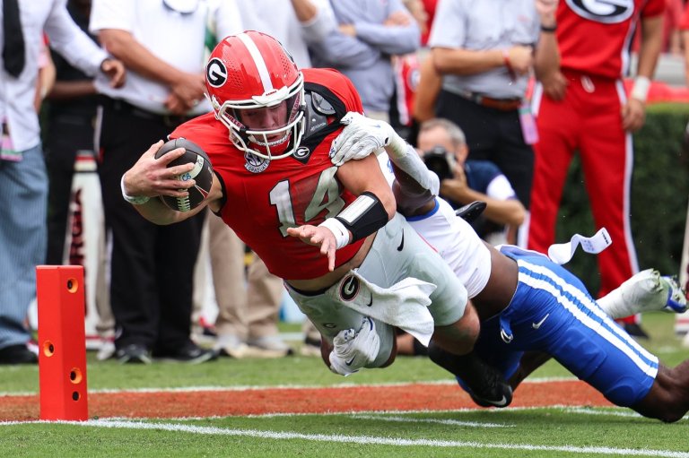 No. 12 Georgia bounces back from first loss of the season to beat Kentucky 35-14 | iNFOnews.ca